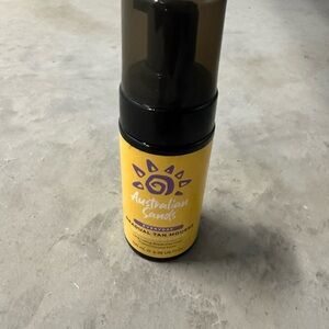 Gradual Tan Mousse - Yellow